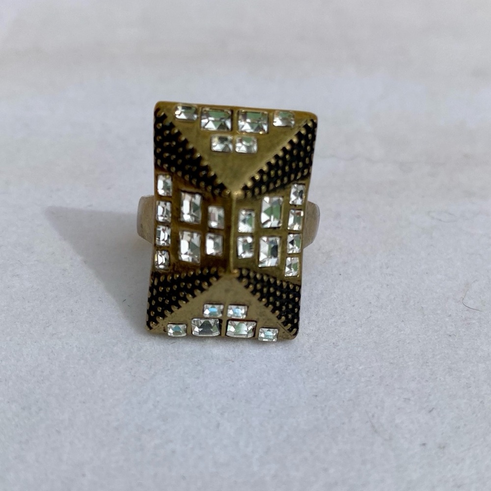 Lia Sophia “Pitch” Ring